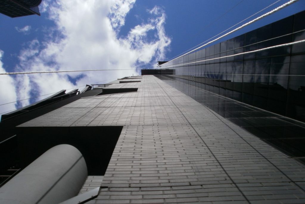 2-times-square-looking-up