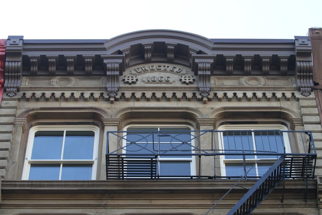 40-Lispenard-Street-header-cornice-facade